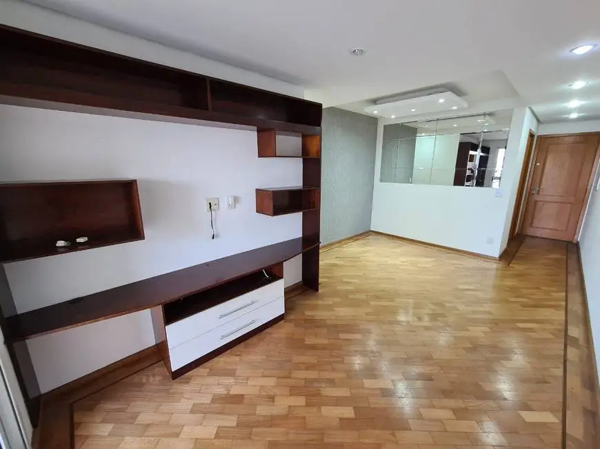Foto 1 de Apartamento com 3 Quartos para alugar, 72m² em Vila Guarani, São Paulo