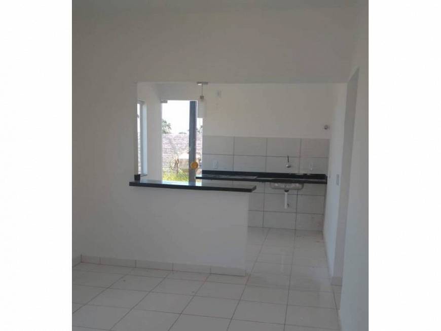 Foto 4 de Casa com 2 Quartos à venda, 250m² em Distrito Industrial, Cuiabá