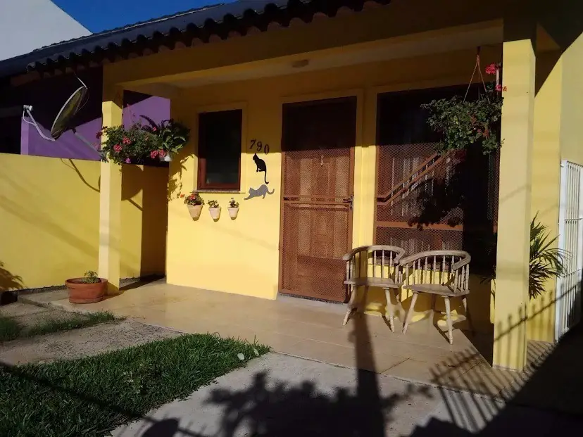 Foto 1 de Casa com 2 Quartos à venda, 60m² em Jardim Algarve, Alvorada