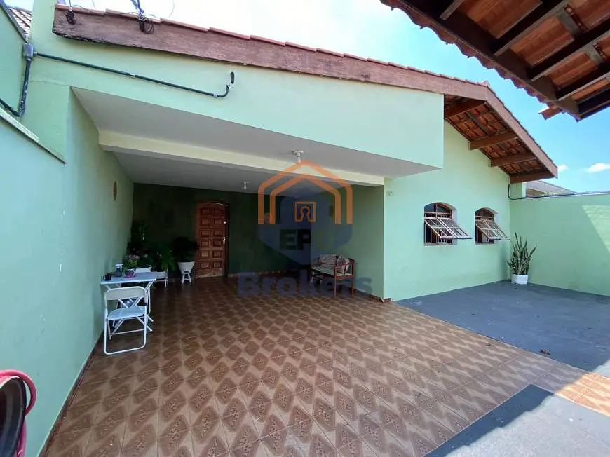Foto 1 de Casa com 3 Quartos à venda, 230m² em Vila Nova Esperia, Jundiaí