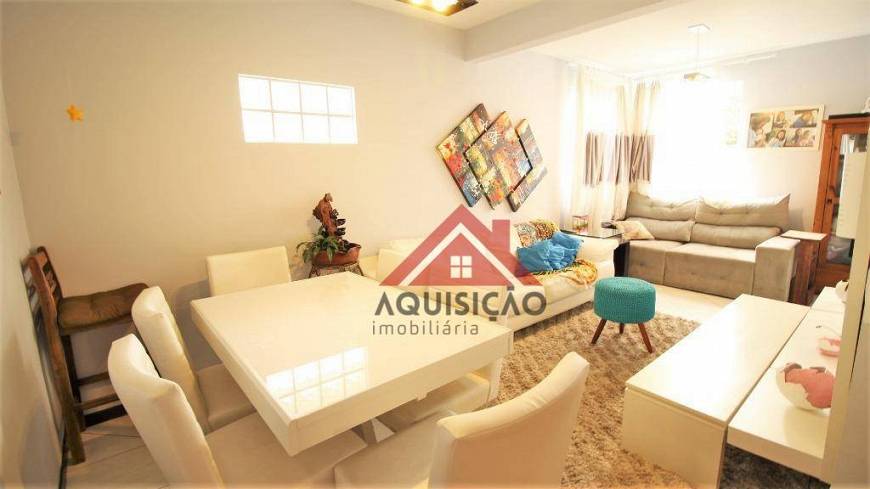 Foto 3 de Casa de Condomínio com 3 Quartos à venda, 151m² em Uberaba, Curitiba
