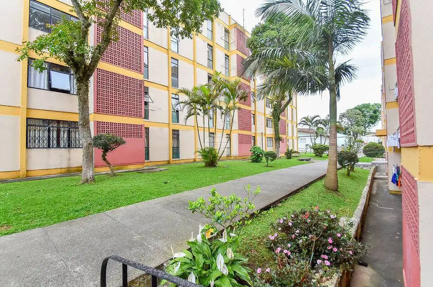 Foto 1 de Apartamento com 2 Quartos à venda, 41m² em Barreirinha, Curitiba
