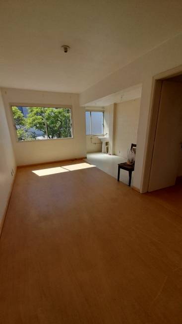 Foto 3 de Apartamento com 2 Quartos para alugar, 59m² em Centro, Caxias do Sul