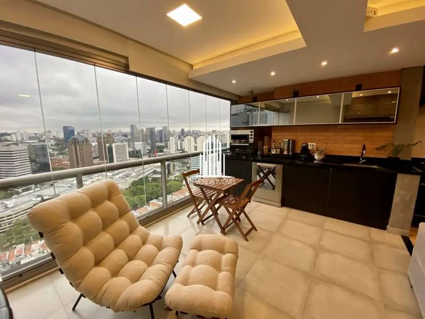Foto 1 de Apartamento com 2 Quartos à venda, 78m² em Santo Amaro, São Paulo