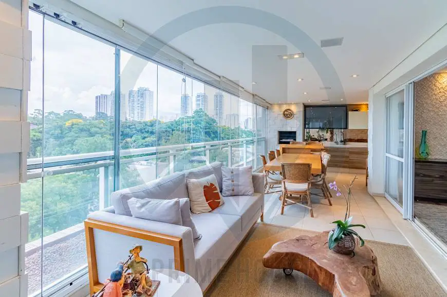 Foto 1 de Apartamento com 3 Quartos à venda, 266m² em Jardim Taquaral, São Paulo