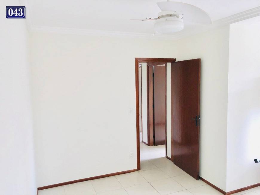 Foto 4 de Apartamento com 3 Quartos para alugar, 70m² em Vila Larsen 1, Londrina