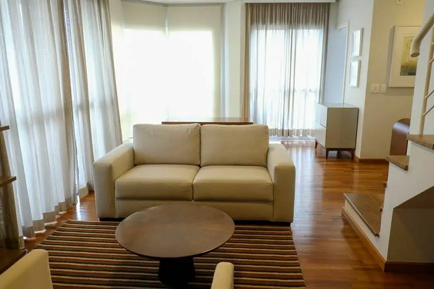 Foto 2 de Apartamento com 3 Quartos à venda, 124m² em Vila Olímpia, São Paulo