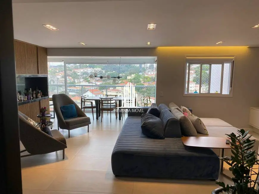 Foto 2 de Apartamento com 4 Quartos à venda, 250m² em Vila Ipojuca, São Paulo