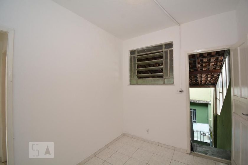 Foto 1 de Casa com 1 Quarto para alugar, 40m² em Bento Ribeiro, Rio de Janeiro