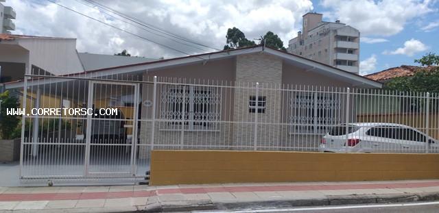 Foto 1 de Casa com 5 Quartos à venda, 185m² em Nossa Senhora do Rosário, São José