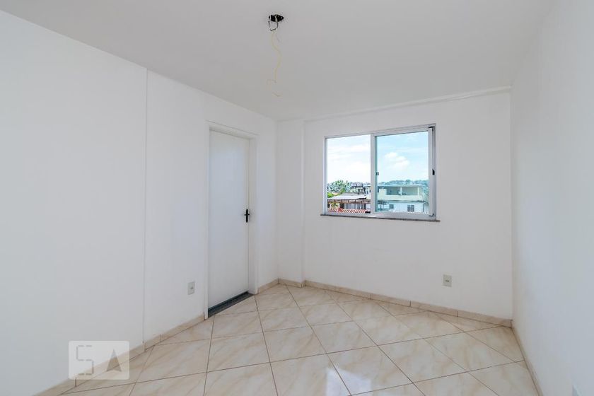 Foto 3 de Apartamento com 1 Quarto para alugar, 36m² em Cordovil, Rio de Janeiro
