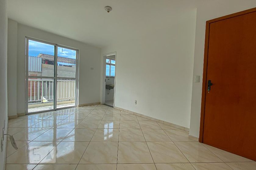 Foto 2 de Apartamento com 1 Quarto para alugar, 51m² em Cordovil, Rio de Janeiro