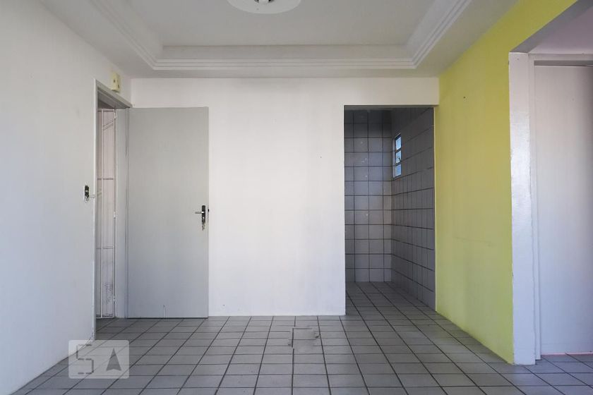 Foto 1 de Apartamento com 2 Quartos para alugar, 54m² em Várzea, Recife