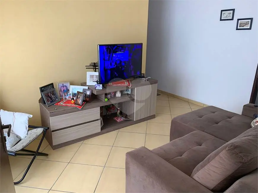 Foto 2 de Apartamento com 2 Quartos à venda, 72m² em Vila Veranópolis, Cachoeirinha