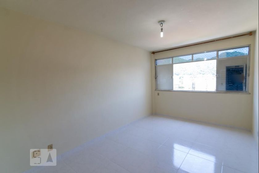 Foto 1 de Apartamento com 3 Quartos para alugar, 61m² em Vila Isabel, Rio de Janeiro