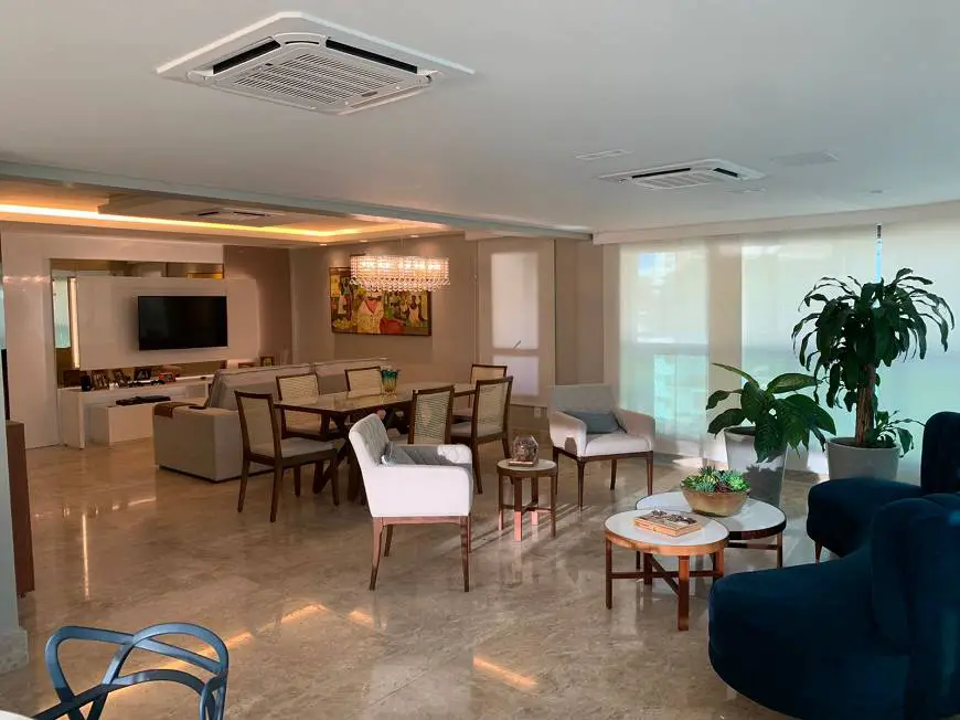 Foto 1 de Apartamento com 4 Quartos para alugar, 170m² em Barra, Salvador