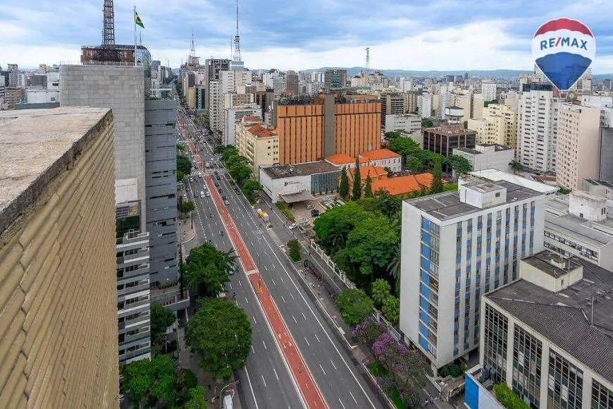 Foto 5 de Apartamento com 4 Quartos à venda, 214m² em Jardim Paulista, São Paulo