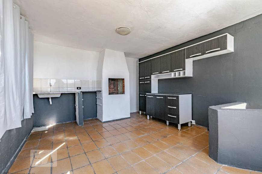 Foto 1 de Casa com 2 Quartos para alugar, 120m² em Barreirinha, Curitiba