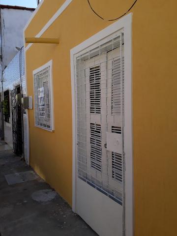 Foto 1 de Casa com 2 Quartos para alugar, 46m² em Centro, Fortaleza