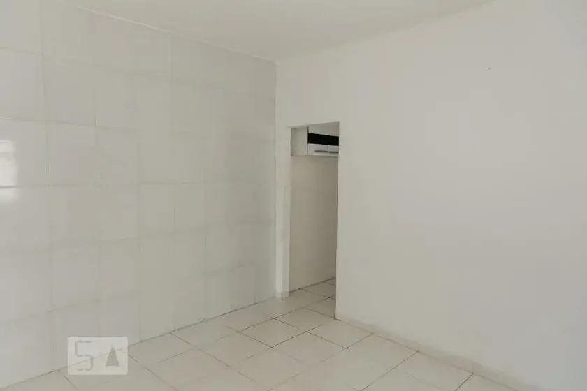 Foto 4 de Casa com 2 Quartos para alugar, 100m² em Vila Gustavo, São Paulo