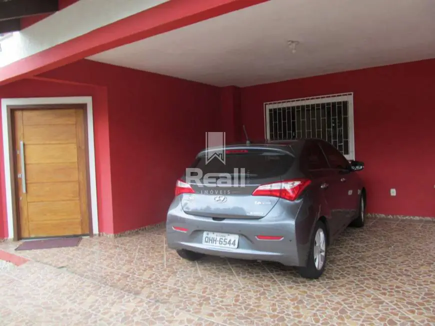 Foto 4 de Casa com 3 Quartos à venda, 189m² em Meia Praia, Itapema