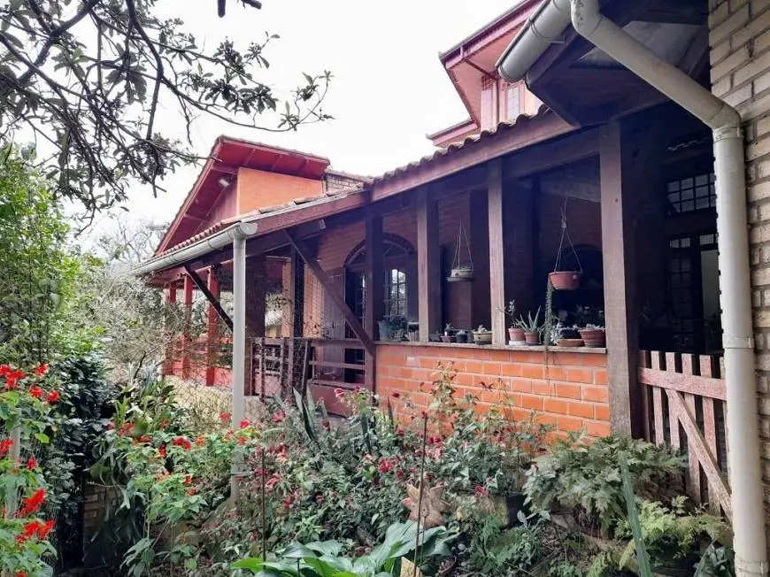 Foto 1 de Casa com 3 Quartos à venda, 214m² em Pântano do Sul, Florianópolis
