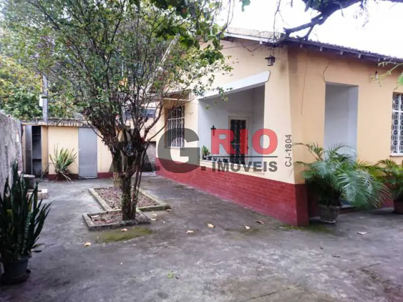 Foto 1 de Casa com 4 Quartos à venda, 105m² em Marechal Hermes, Rio de Janeiro