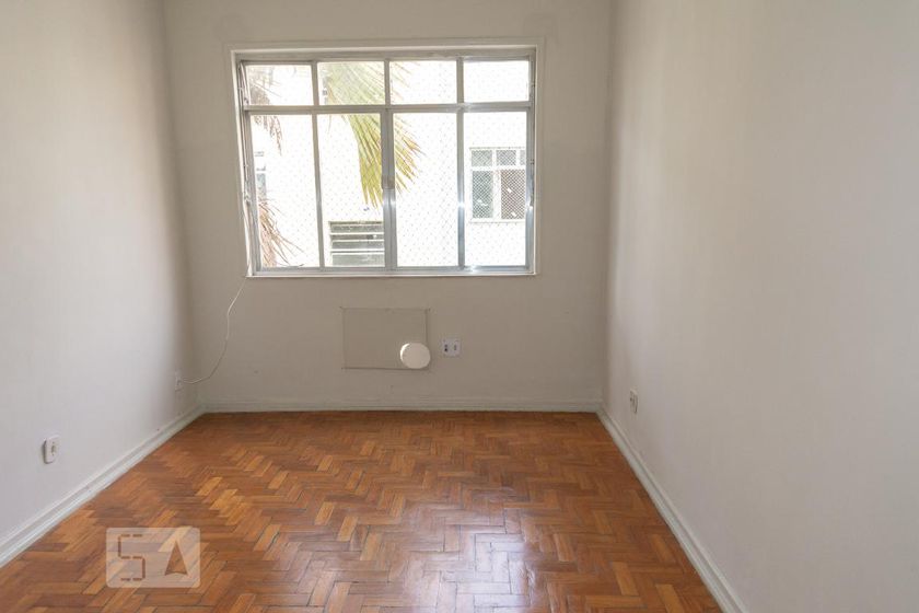 Foto 1 de Apartamento com 1 Quarto para alugar, 77m² em Estacio, Rio de Janeiro