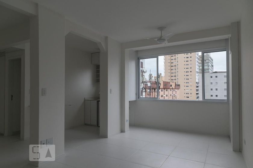 Foto 1 de Apartamento com 1 Quarto para alugar, 45m² em Gonzaga, Santos