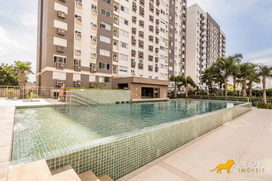 Foto 2 de Apartamento com 2 Quartos para alugar, 61m² em Jardim Lindóia, Porto Alegre