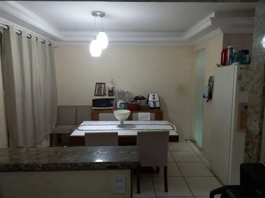 Foto 1 de Apartamento com 2 Quartos à venda, 40m² em Santo Elias, Mesquita
