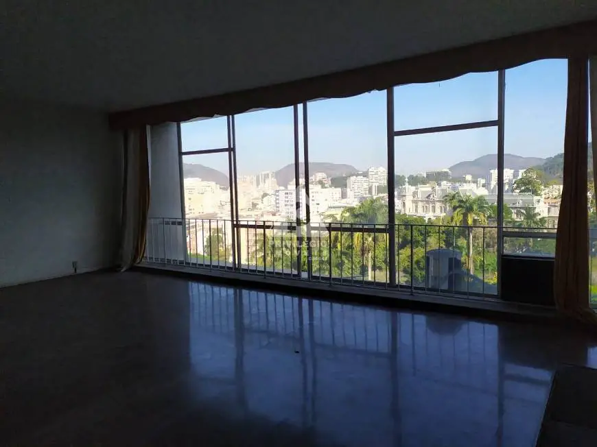 Foto 1 de Apartamento com 3 Quartos à venda, 263m² em Laranjeiras, Rio de Janeiro
