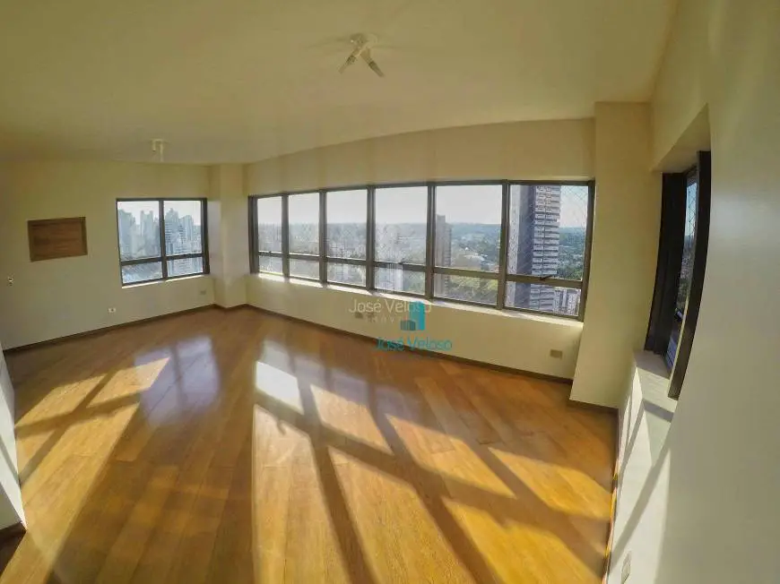 Foto 2 de Apartamento com 4 Quartos para alugar, 258m² em Ecoville, Curitiba