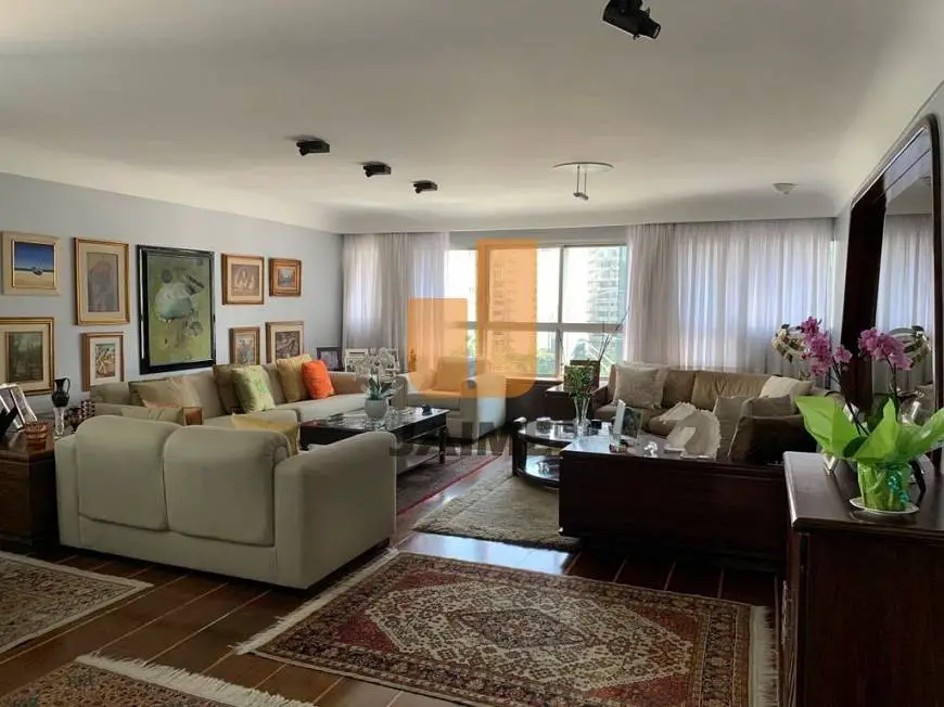 Foto 1 de Apartamento com 4 Quartos para alugar, 364m² em Itaim Bibi, São Paulo