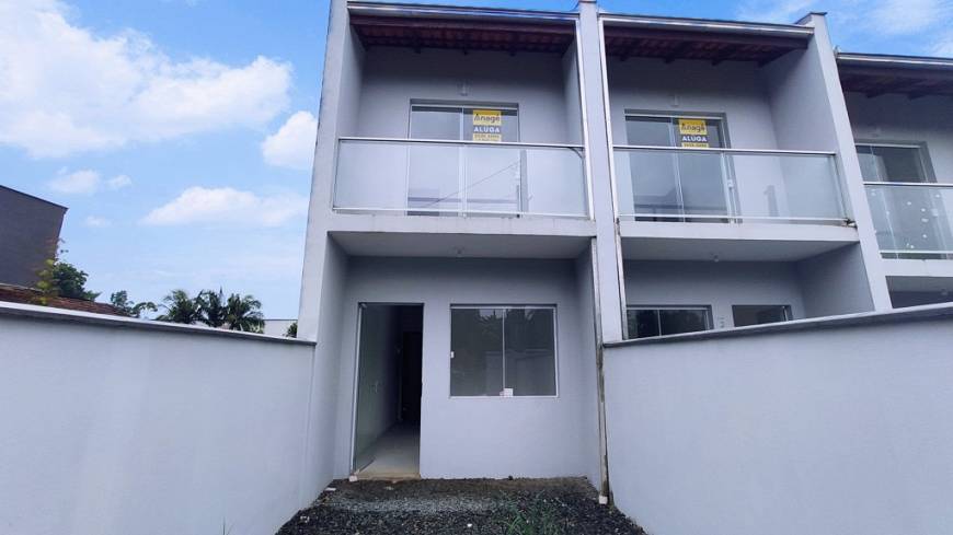 Foto 1 de Casa com 2 Quartos para alugar, 70m² em Itinga, Araquari