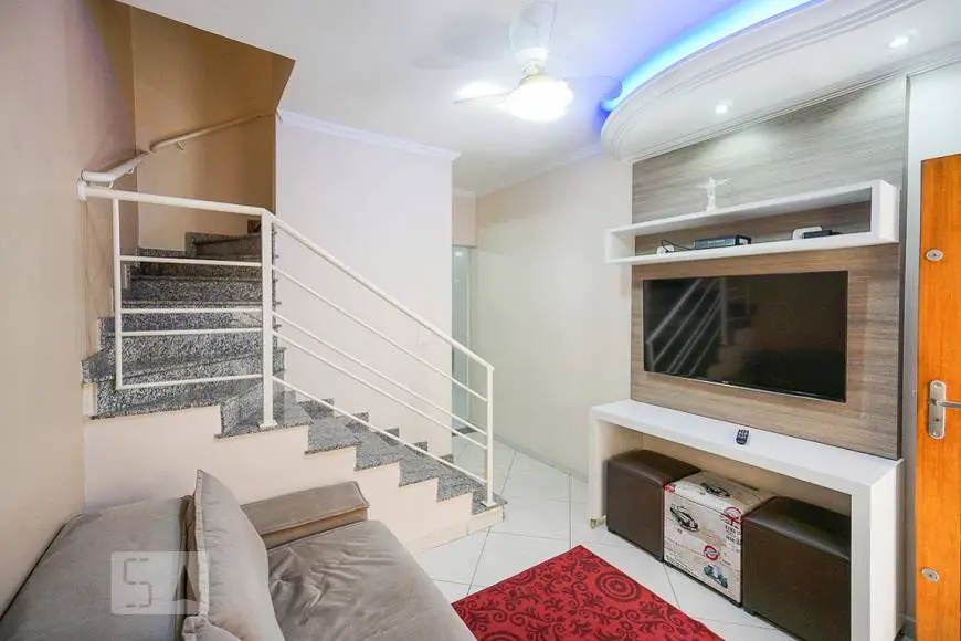 Foto 1 de Casa com 2 Quartos para alugar, 60m² em Penha De Franca, São Paulo
