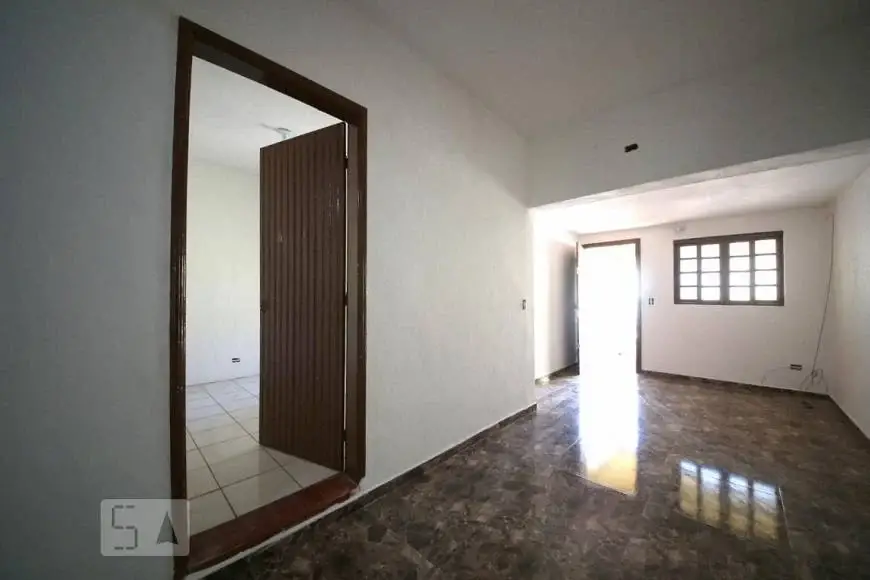 Foto 1 de Casa com 2 Quartos para alugar, 90m² em Santo Amaro, São Paulo
