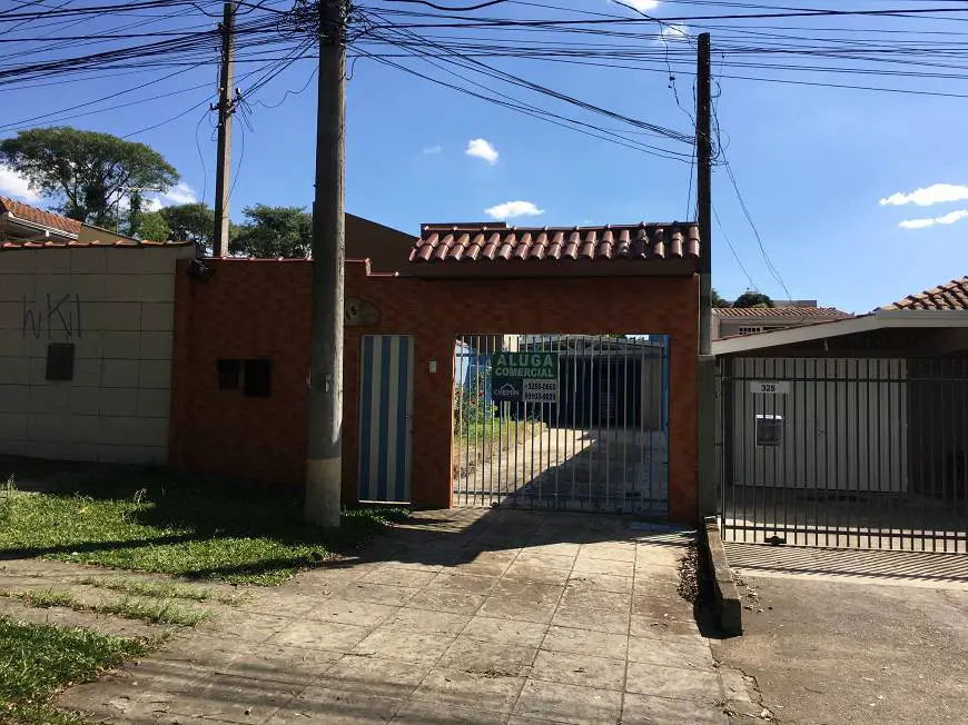 Foto 1 de Casa com 3 Quartos para alugar, 150m² em Boa Vista, Curitiba