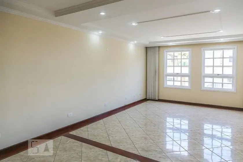 Foto 1 de Casa com 3 Quartos para alugar, 250m² em Jaguaré, São Paulo