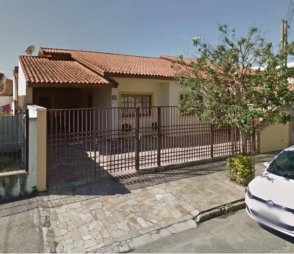 Foto 1 de Casa com 3 Quartos à venda, 217m² em Pedregulho, Guaratinguetá