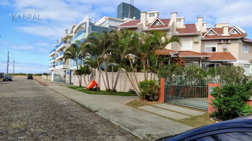 Foto 1 de Casa com 4 Quartos à venda, 143m² em Açores, Florianópolis
