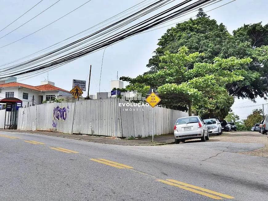Foto 1 de Lote/Terreno à venda, 965m² em Barreiros, São José