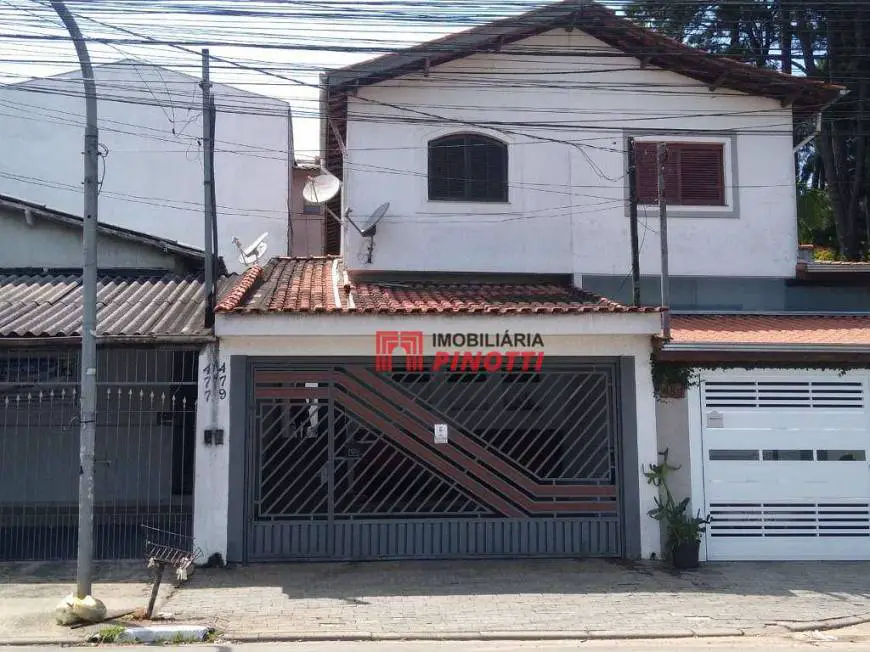 Foto 1 de Sobrado com 3 Quartos para alugar, 160m² em Alves Dias, São Bernardo do Campo