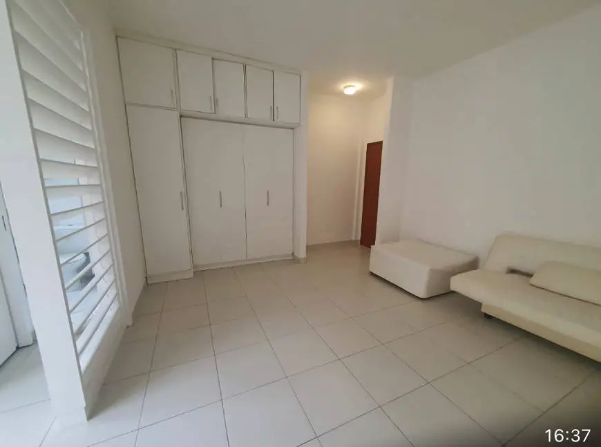 Foto 5 de Apartamento com 1 Quarto para alugar, 35m² em Leme, Rio de Janeiro