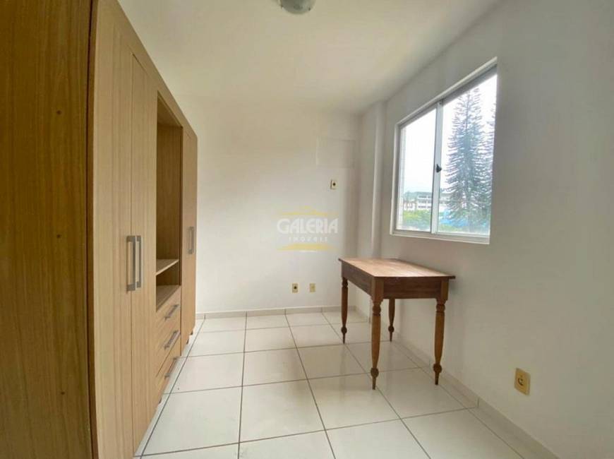 Foto 2 de Apartamento com 2 Quartos para alugar, 45m² em Bom Retiro, Joinville