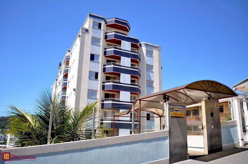 Foto 1 de Apartamento com 2 Quartos para alugar, 72m² em Carvoeira, Florianópolis