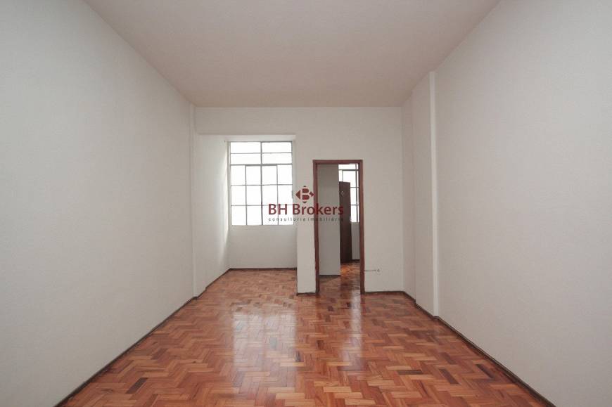 Foto 1 de Apartamento com 2 Quartos para alugar, 82m² em Centro, Belo Horizonte