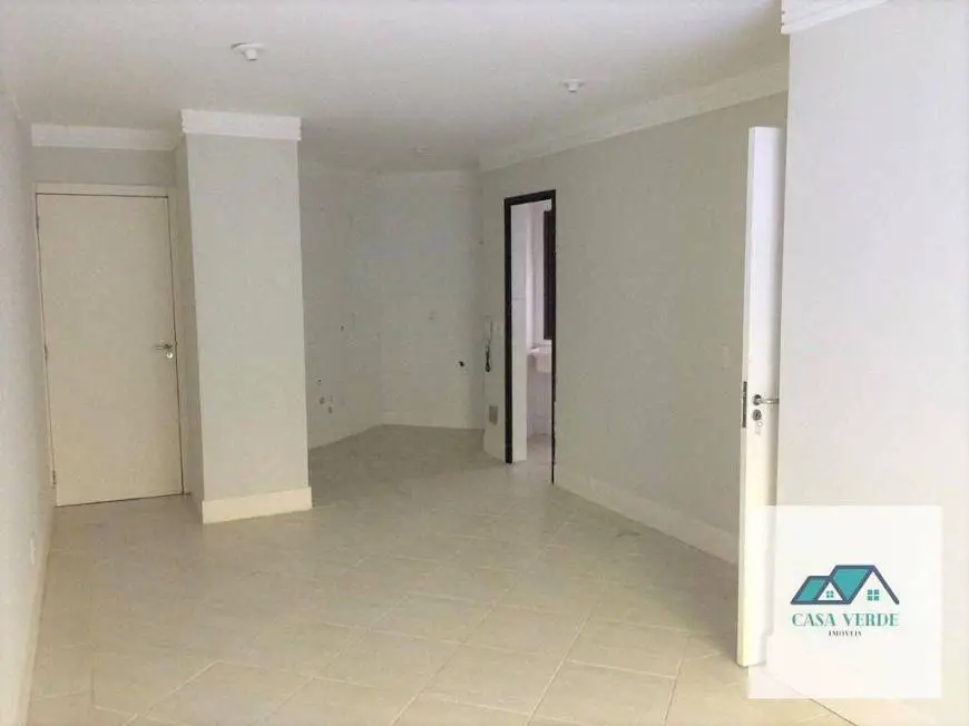 Foto 4 de Apartamento com 2 Quartos à venda, 79m² em Santinho, Florianópolis