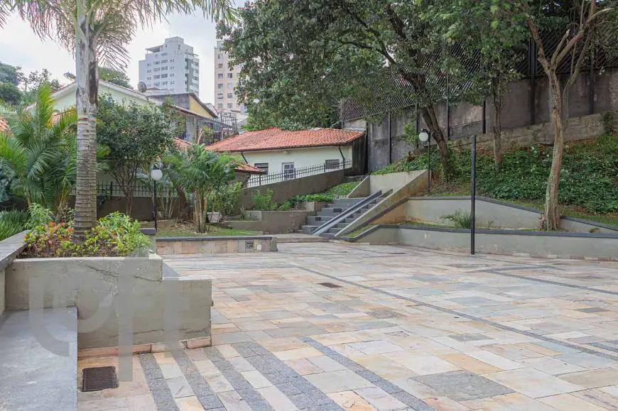 Foto 5 de Apartamento com 2 Quartos à venda, 57m² em Vila Monumento, São Paulo
