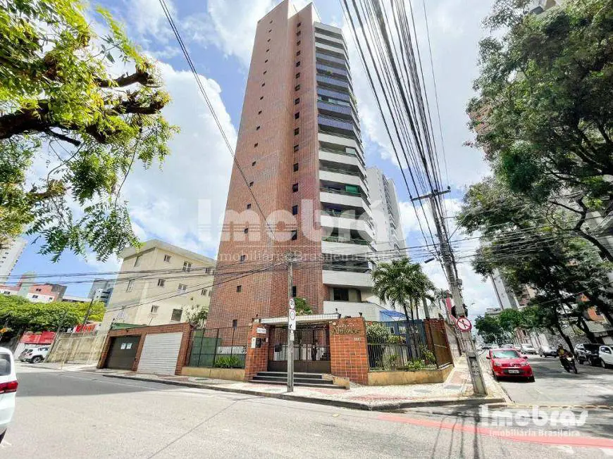 Foto 1 de Apartamento com 3 Quartos para venda ou aluguel, 195m² em Aldeota, Fortaleza